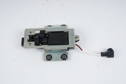 2011 - 2018 AUDI A8 L REAR RIGHT SEAT BELT HEIGHT ADJUSTER MOTOR OEM 4H0857833