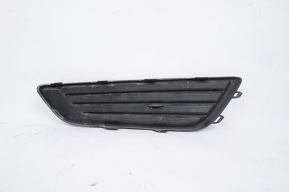 2015-2018 FORD FOCUS RH FOG LIGHT COVER PANEL OEM F1EB-19952-AA