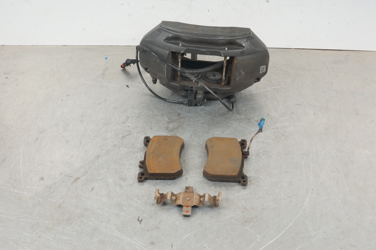 2013 - 2020 MERCEDES SL400 OEM 3.0L RWD FRONT RIGHT BRAKE CALIPER