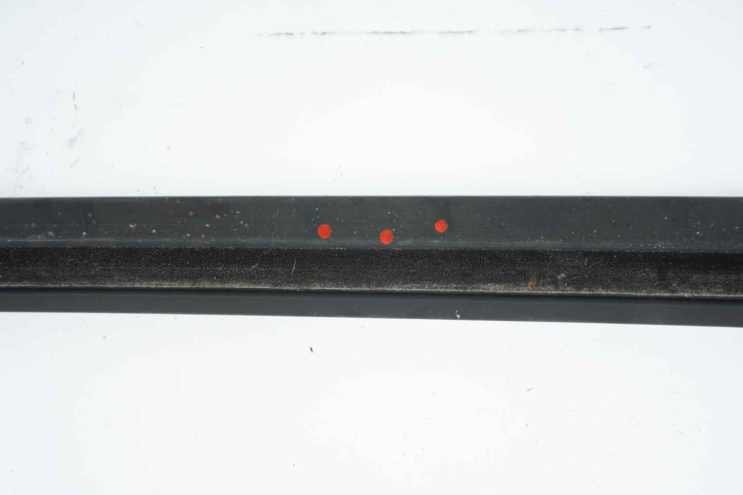 14 - 17 MASERATI QUATTROPORTE REAR LEFT DRIVER SIDE DOOR WINDOW BELT MOLDING OEM