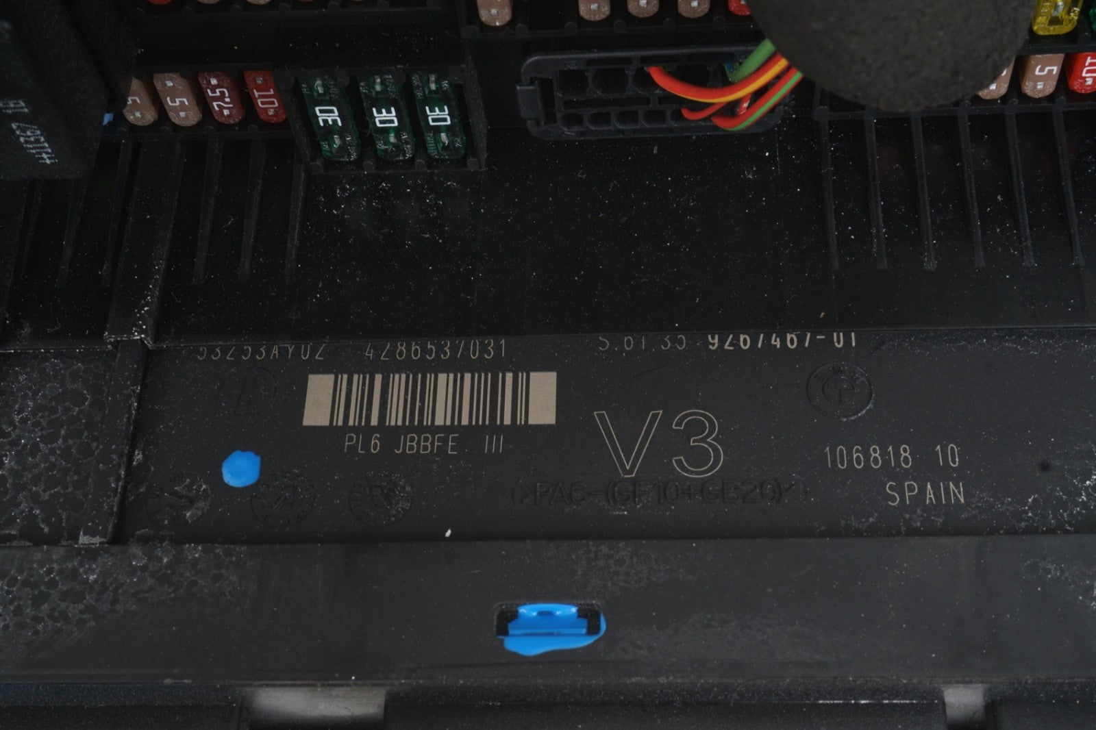 2012 - 2015 BMW 640i 650i Front Power Distribution Fuse Relay Box OEM