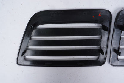 2021 - 2024 Polestar 2 Floor Heater Vent Grille Front Right & Left  OEM