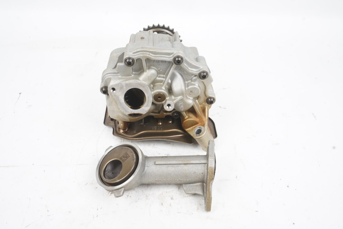 2008-2019  BMW 550 650 750 X5 X6 N63 S63 4.4L Engine Motor Oil Pump Assmbly OEM