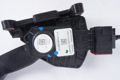 2012 - 2019 Fiat 500 Gas Pedal Accelerator 68073429AA OEM