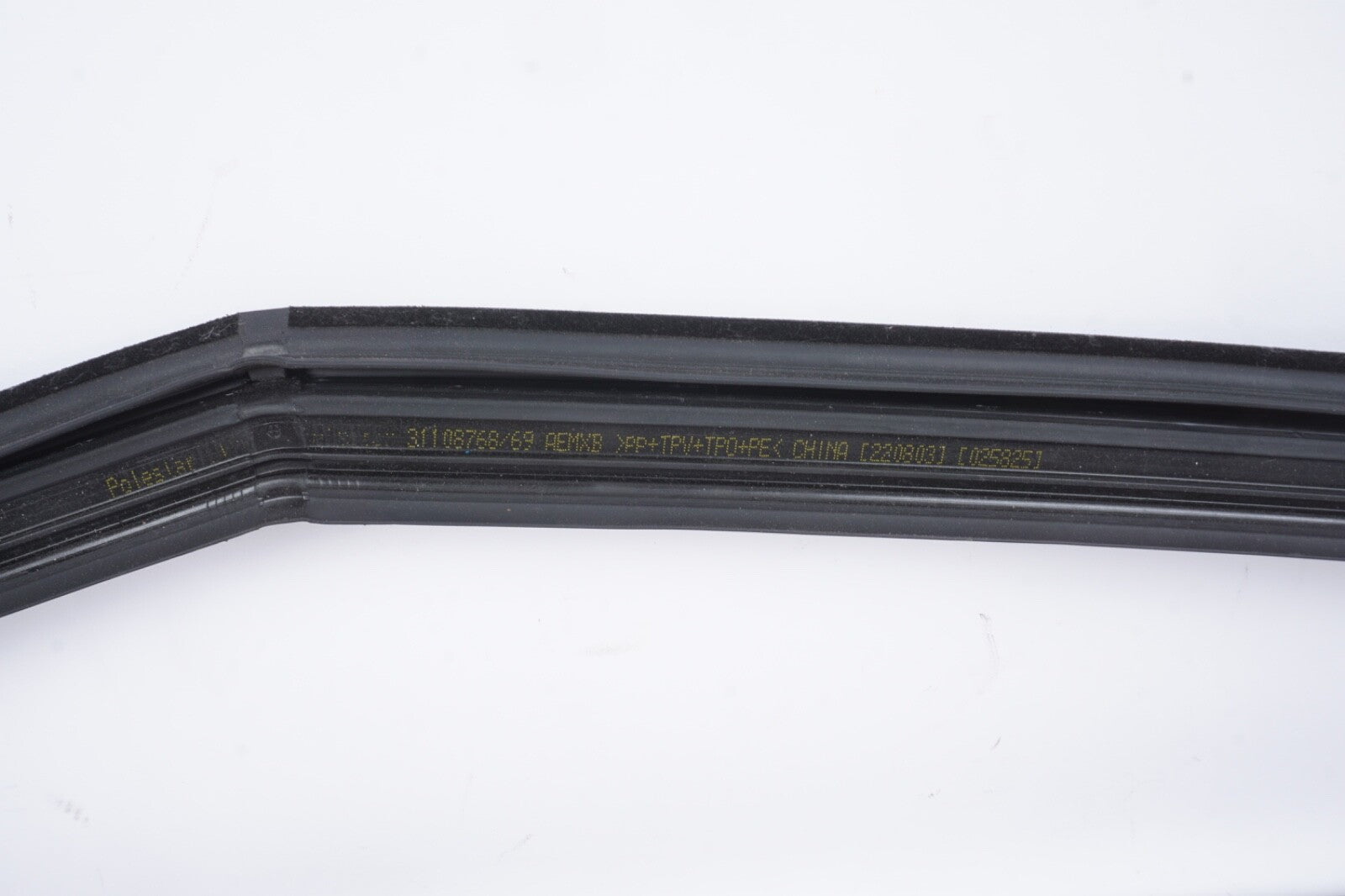 2021-2024 POLESTAR 2 FRONT LEFT SIDE DOOR PANEL TRIM BEZEL MOLDING