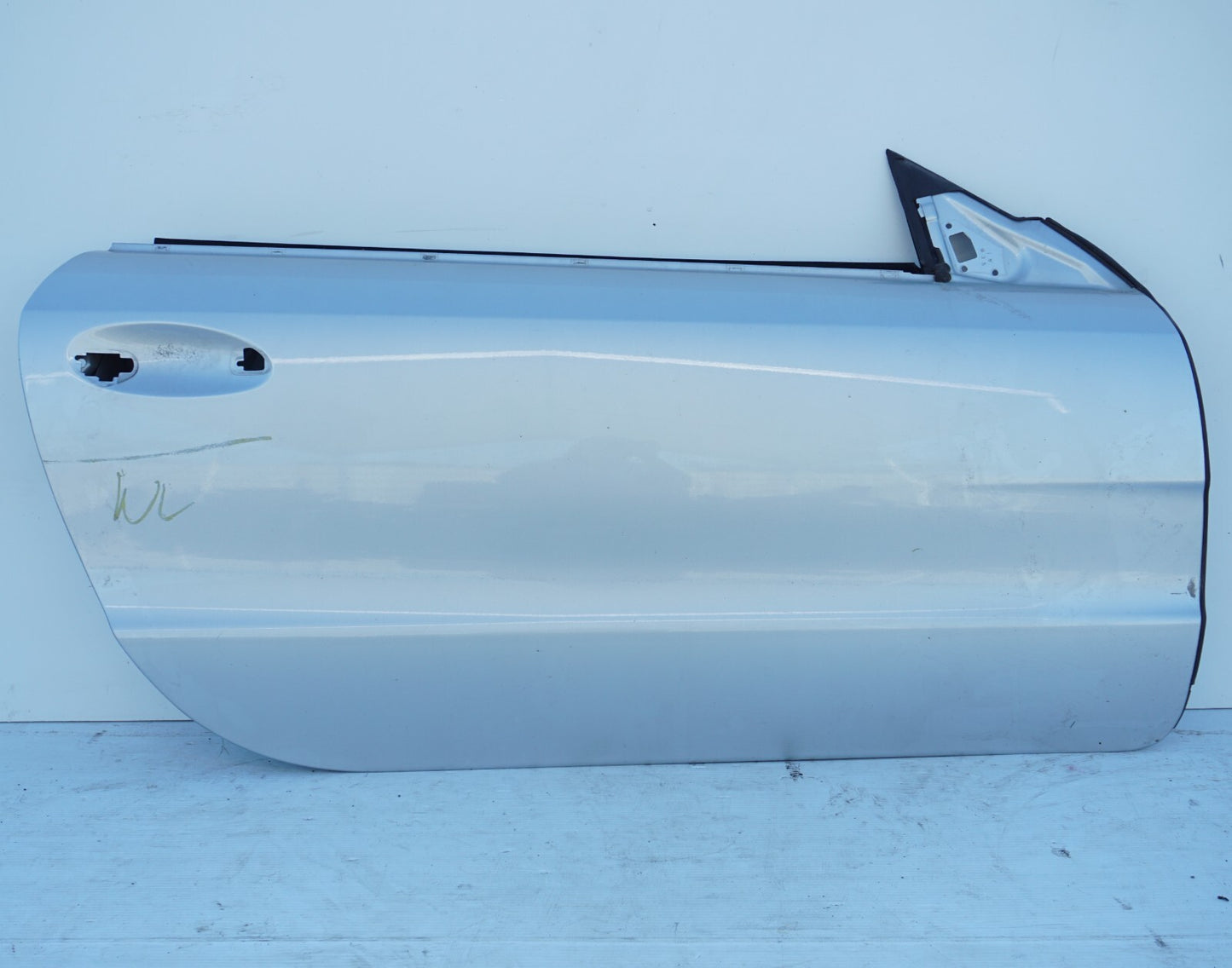 03 - 12 Mercedes R230 SL500 FRONT RIGHT PASSENGER DOOR SHELL OEM