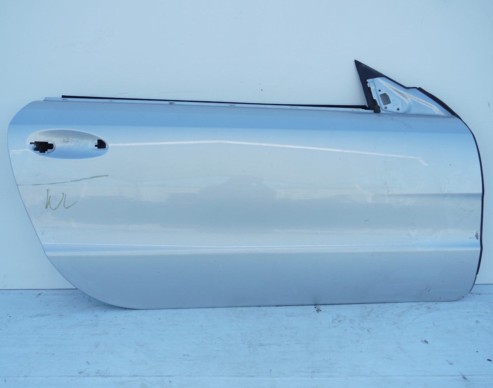 03 - 12 Mercedes R230 SL500 FRONT RIGHT PASSENGER DOOR SHELL OEM