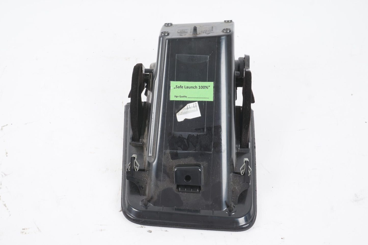 17 - 21 Alfa Romeo Giulia DASH LEFT SIDE CUBBY STORAGE COMPARTMENT  OEM