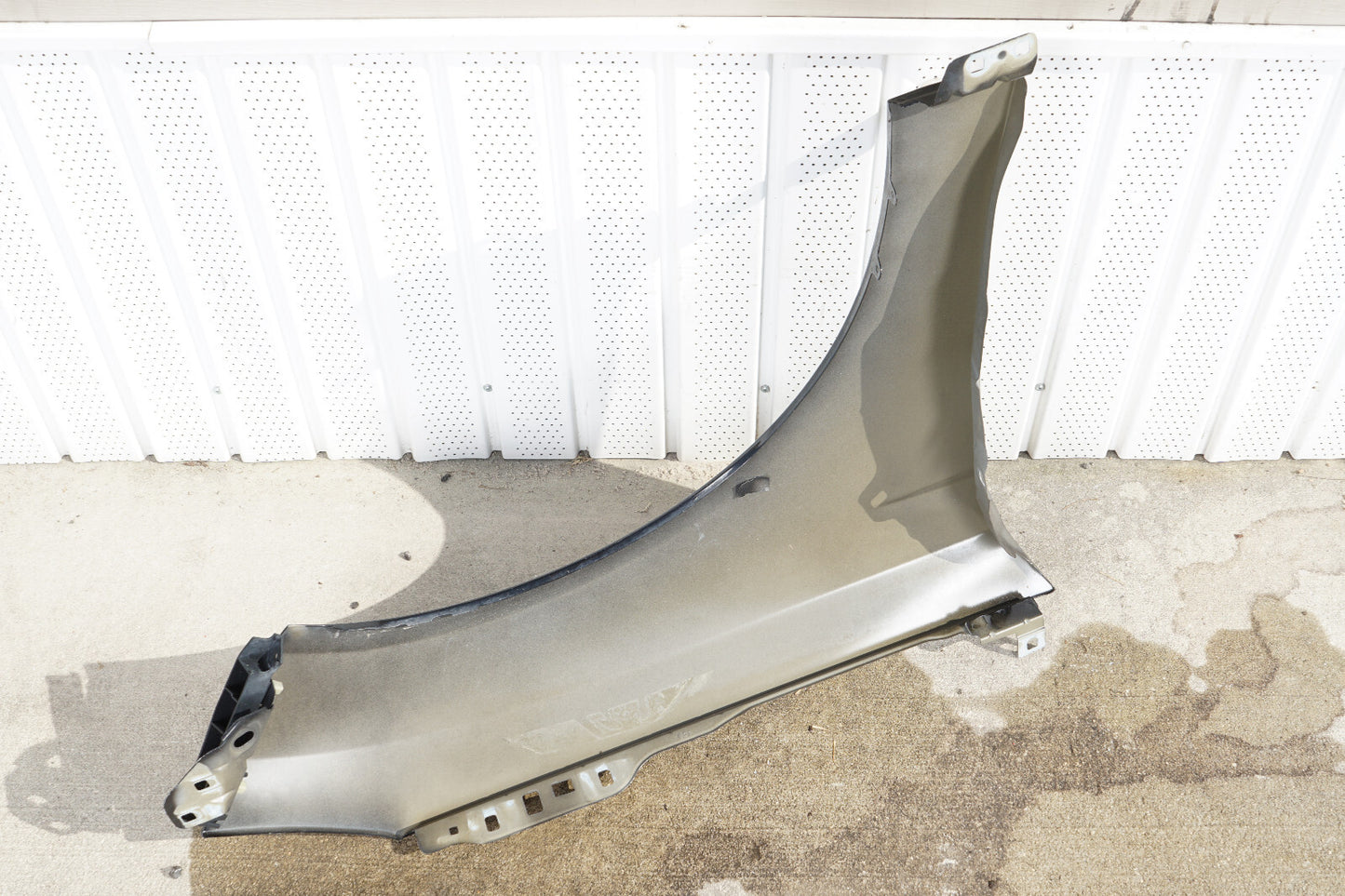 16 17 18 FORD FOCUS FRONT FENDER LEFT DRIVER SIDE OEM
