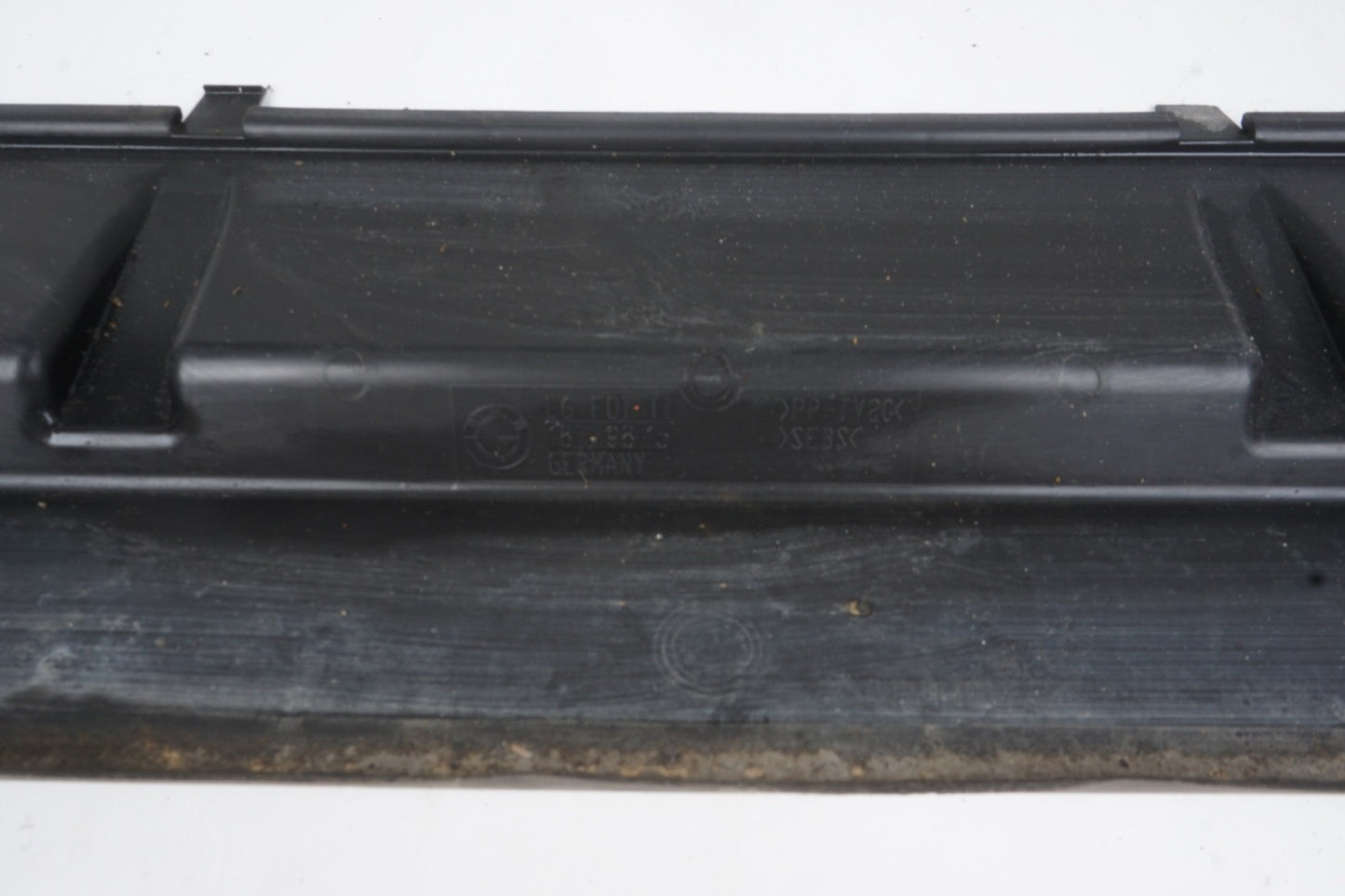 12-15 BMW F12 650i Radiator Air Duct Shutter Grille Support Panel 187798-15 OEM