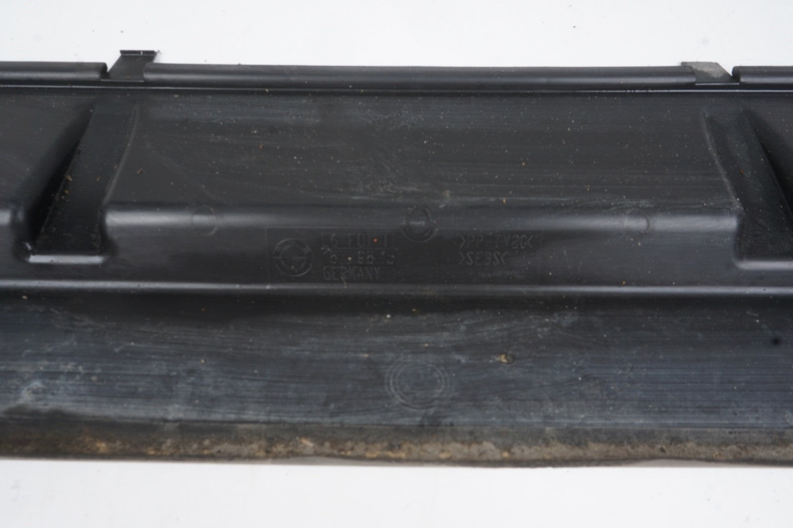 12-15 BMW F12 650i Radiator Air Duct Shutter Grille Support Panel 187798-15 OEM