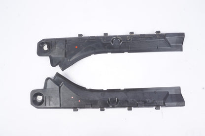 07-13 W221 MERCEDES S550 FRONT LEFT & RIGHT FENDER SUPPORT BRACKET SET