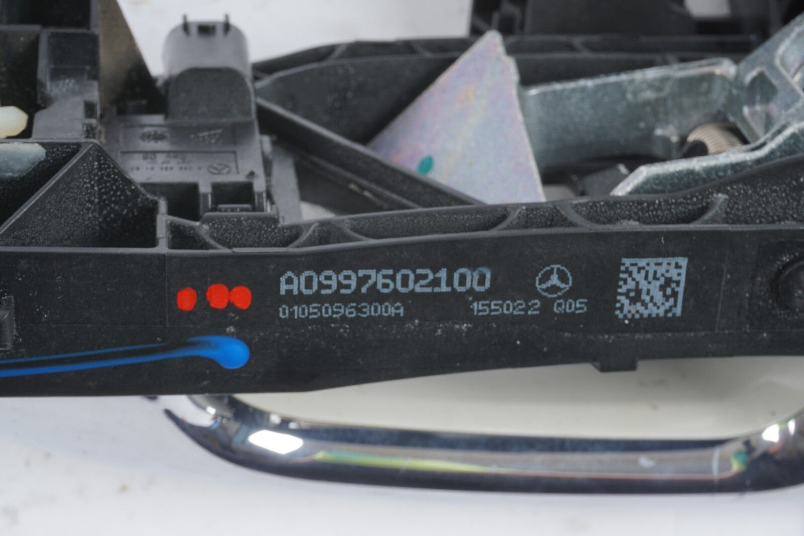 14 - 17 Mercedes S550 W222 REAR LEFT DRIVER SIDE DOOR EXTERIOR HANDLE  OEM