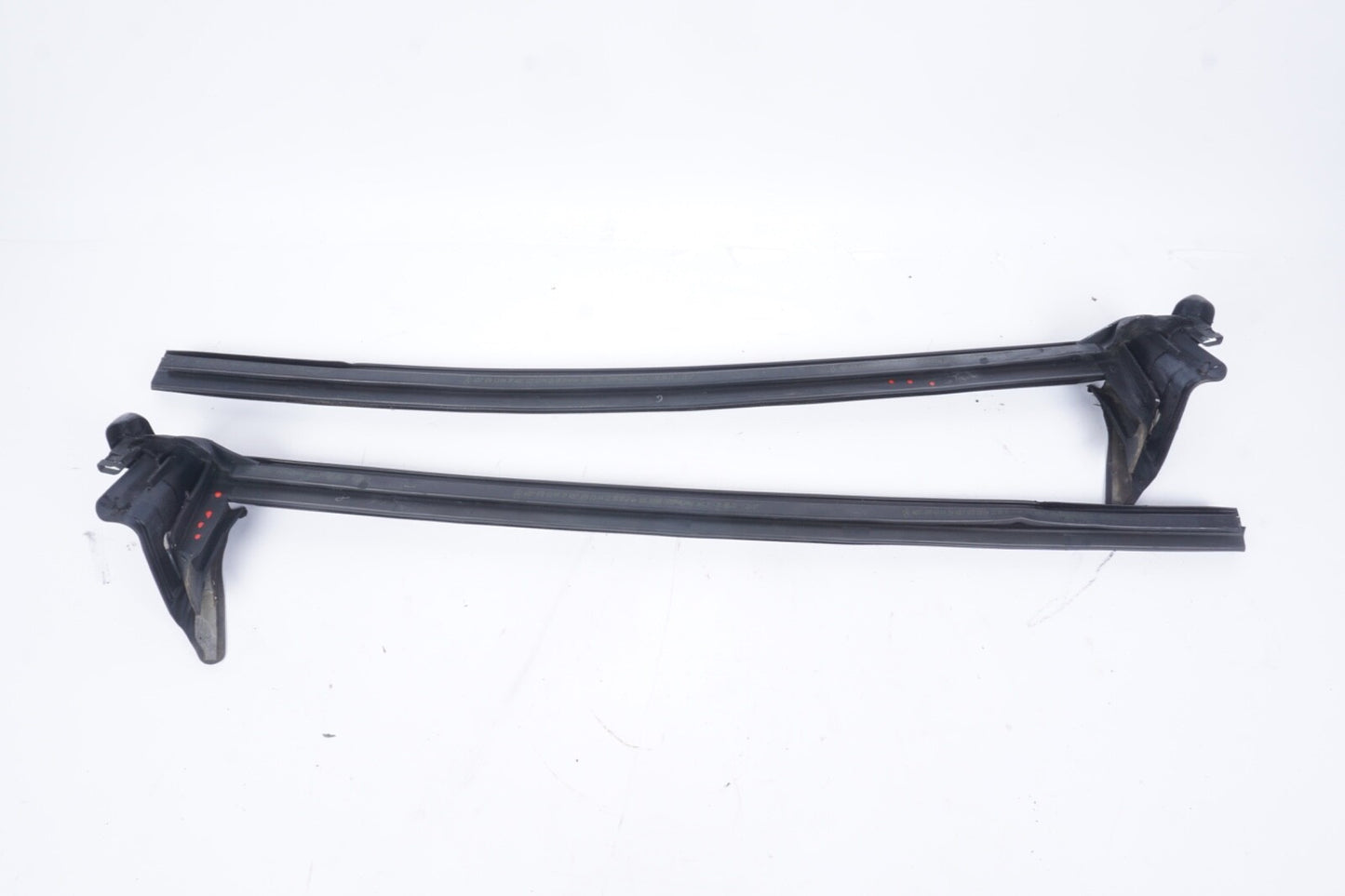 2011-2014 MERCEDES E350 CONVERTIBLE REAR QUARTER RUBBER SEAT LEFT & RIGHT