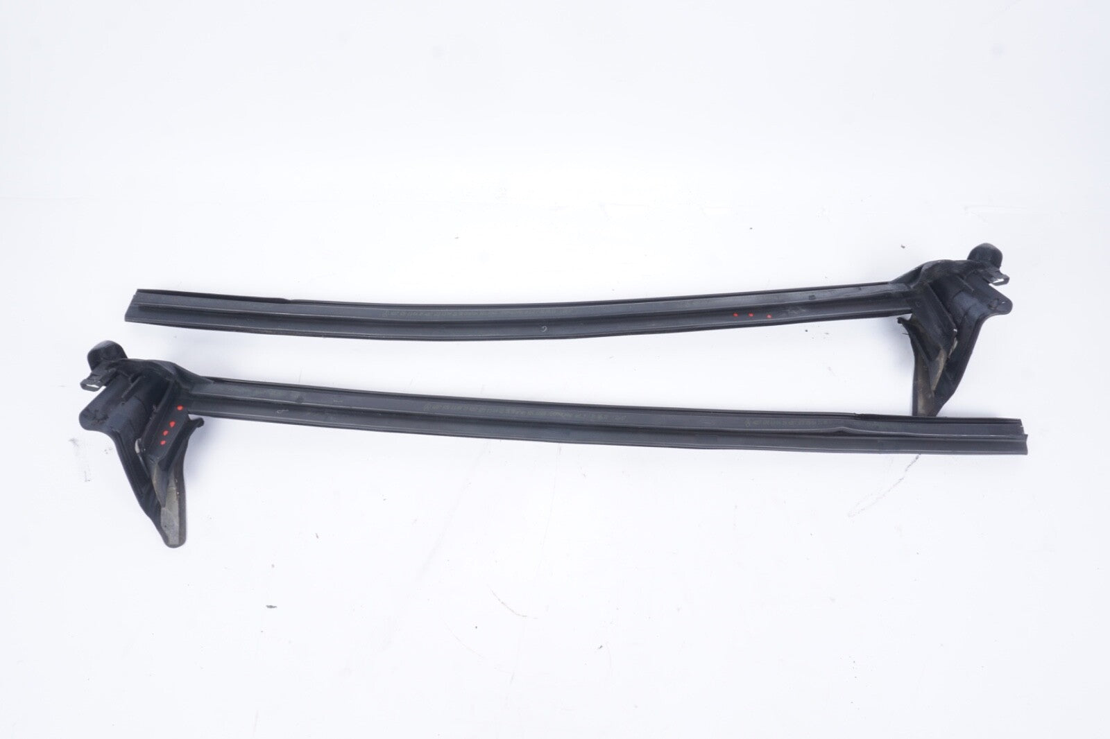 2011-2014 MERCEDES E350 CONVERTIBLE REAR QUARTER RUBBER SEAT LEFT & RIGHT