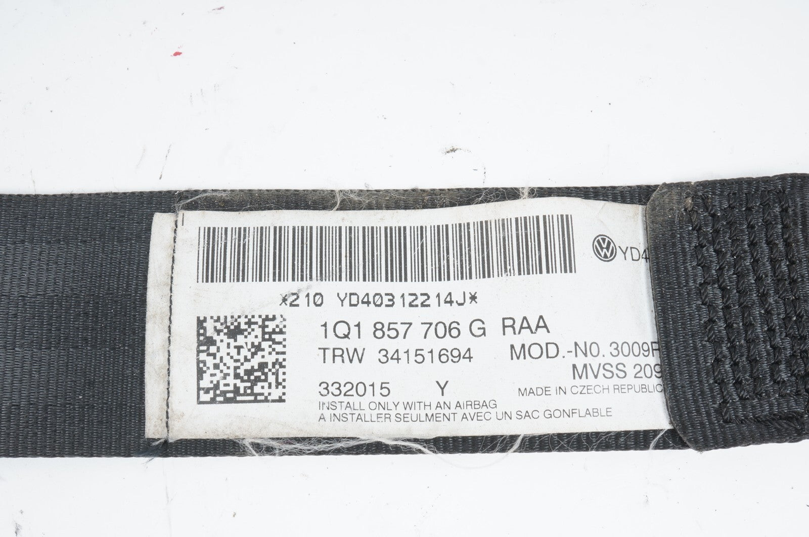 2009 - 2016 VOLKSWAGEN EOS FRONT RIGHT PASSENGER SEAT BELT RETRACTOR OEM
