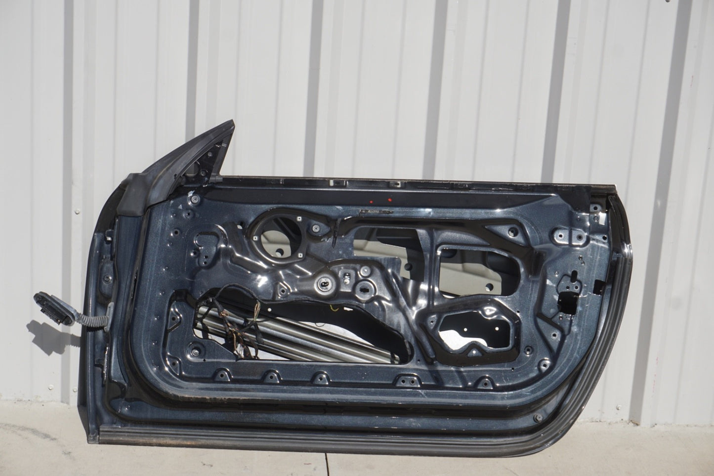 2012 - 2018 BMW 640i 650i Front Right Door Shell OEM