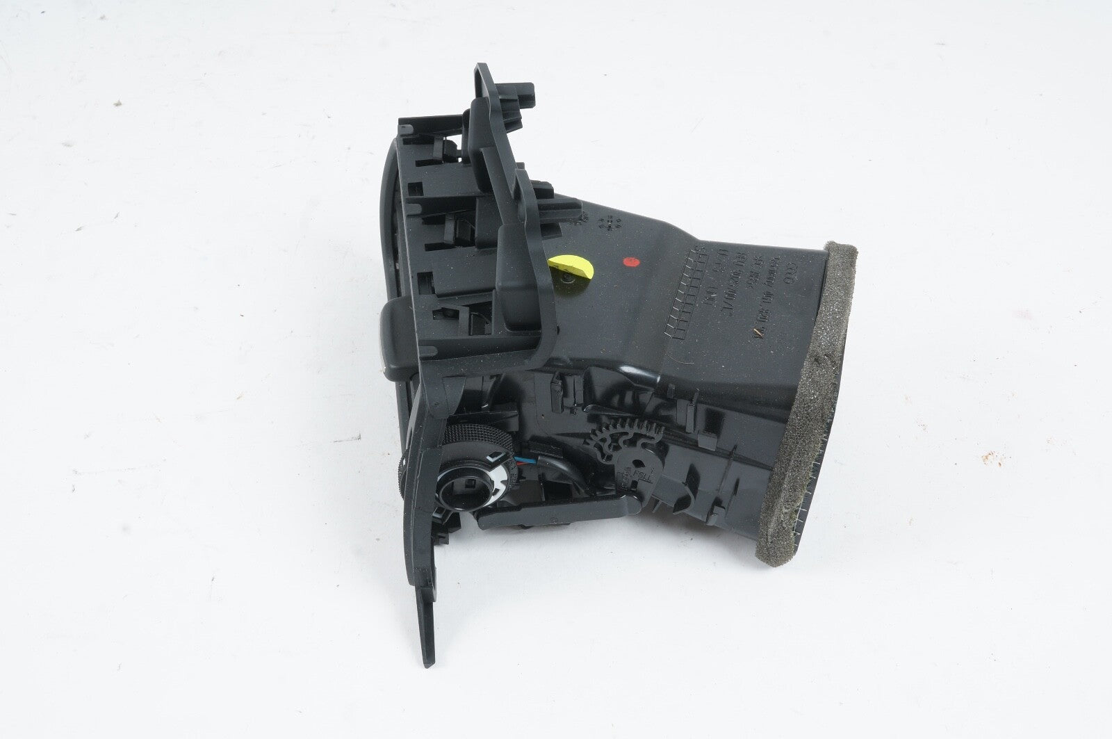 2012 - 2015 AUDI A6 A7 AIR VENT LEFT DRIVER SIDE DASH AIR VENT 4G1820901