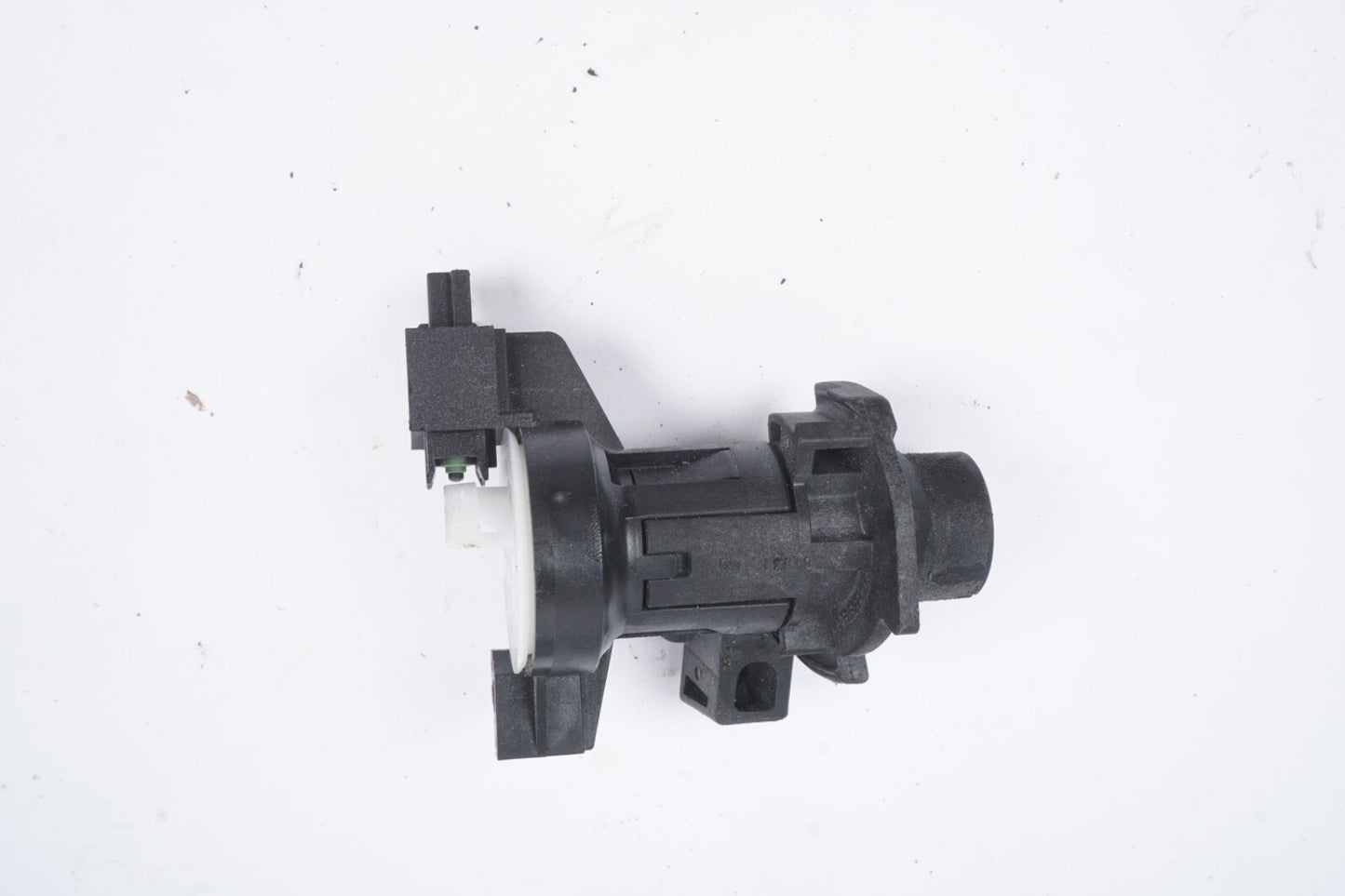 12-13 Mercedes 212 E350 Engine Control Module ECU 2769001600 2079052600