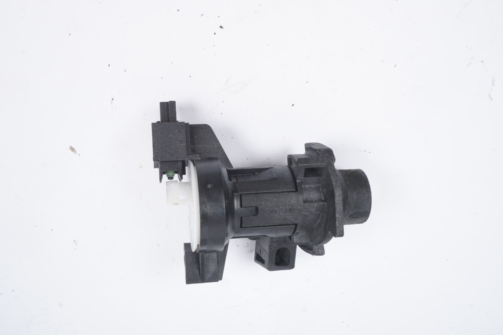 12-13 Mercedes 212 E350 Engine Control Module ECU 2769001600 2079052600