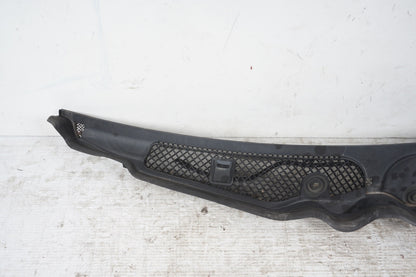 2011-2016 MERCEDES E350 E400 COUPE  FRONT WINDSHIELD WIPER COWL PANEL 2078300713