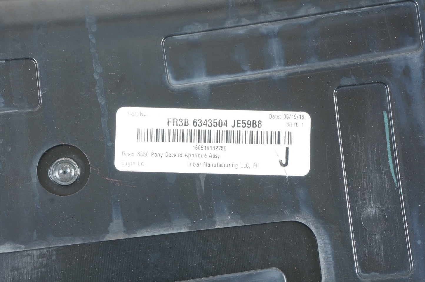 OEM 2015 2016 2017 FORD MUSTANG PONY TRUNK TRIM APPLIQUE PANEL W/ CAMERA 