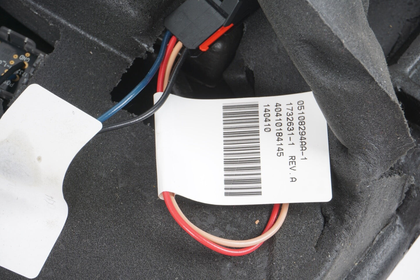 2014-2019 MASERATI GHIBLI SQ4 FRONT RIGHT UNDER DASH LOWER KNEE PANEL TRIM OEM