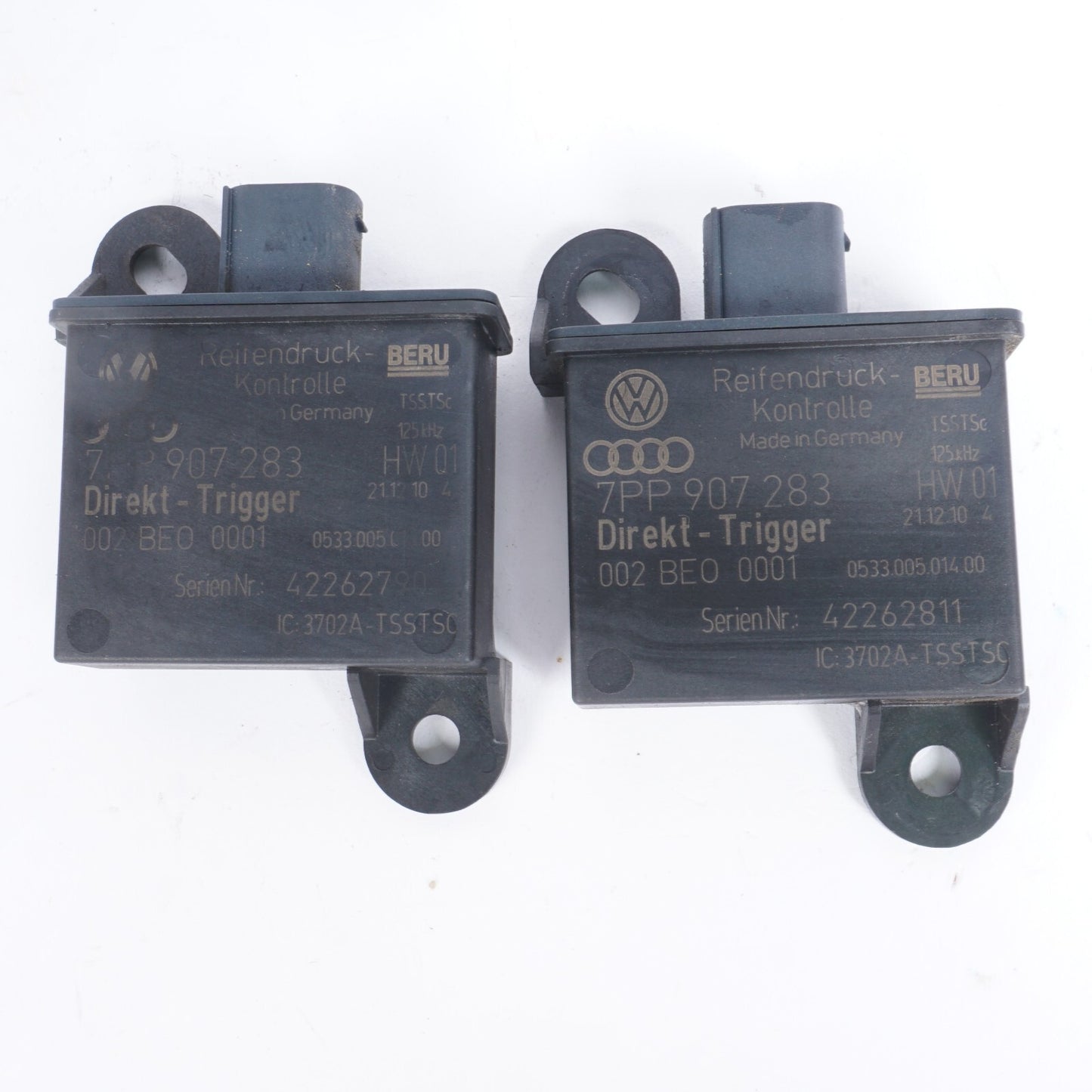11-18 Porsche Cayenne Tire Pressure Monitor Sensor Module TPMS Set Of 2 OEM