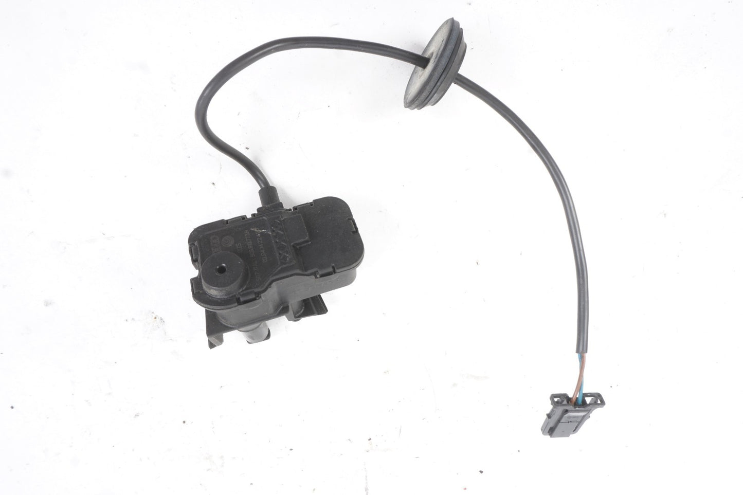 2012-2019 Volkswagen Passat Fuel Tank Lid Door & Actuator OEM