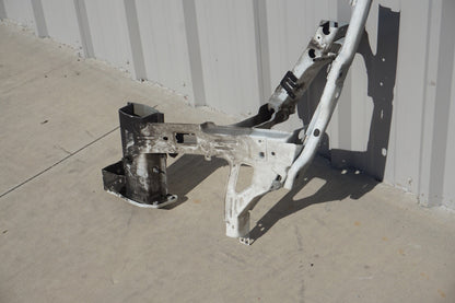11-18 Porsche Cayenne 958 LEFT DRIVER FRONT APRON FRAME RAIL BODY CLIP CUT OEM