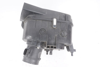 2014 - 2017 Maserati Ghibli M157 Left Engine Air Cleaner Filter Box OEM