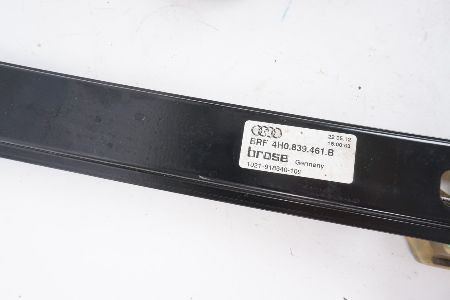 11-17 AUDI A8L REAR LEFT DRIVER SIDE WINDOW REGULATOR & MOTOR OEM