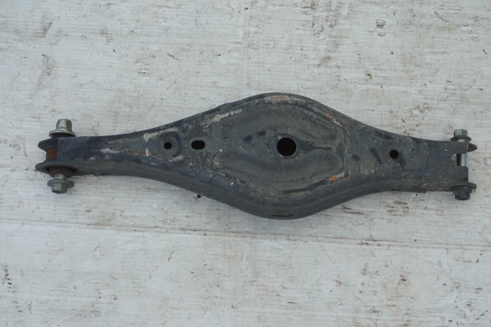 2014 - 2017 HONDA ODYSSEY REAR RIGHT PASSENGER SIDE LOWER CONTROL ARM OEM