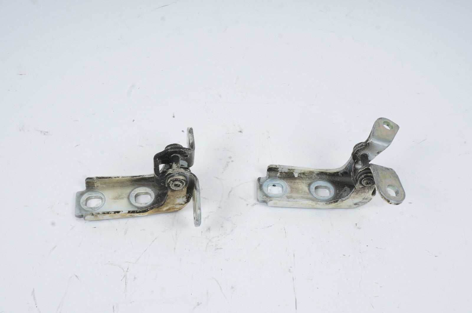 2020-2023 Cadillac CT4 Front Left Door Upper & Lower Hinge Set OEM