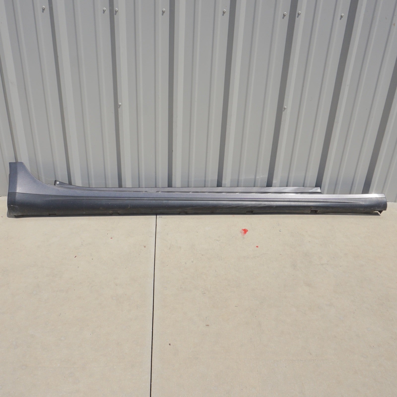 14-17 Maserati Ghibli Right Passenger Side Rocker Skirt Molding Trim Panel OEM