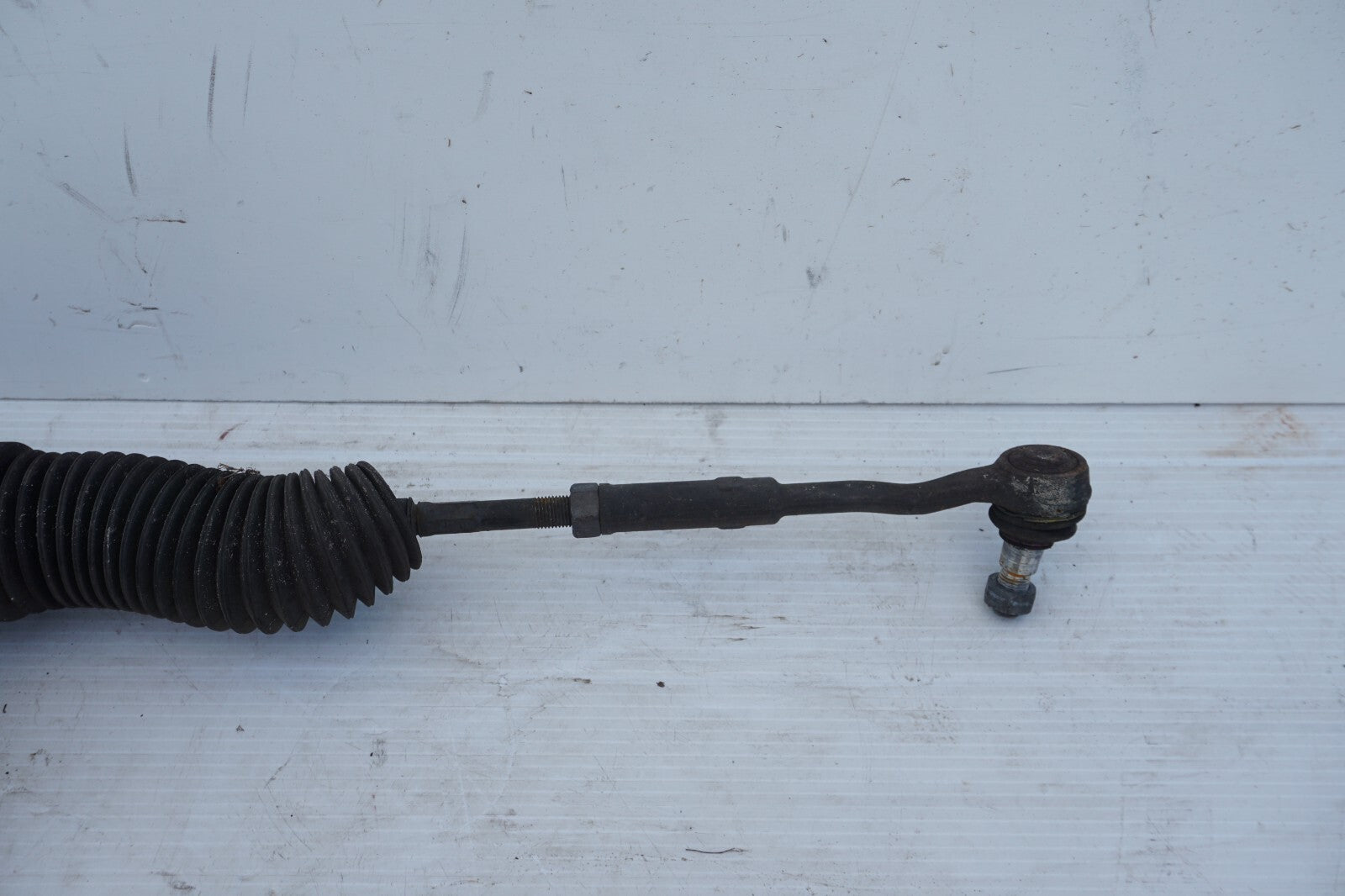 2003-2006 Mercedes-Benz SL500 Power Steering Rack And Pinion 2304600800  OEM