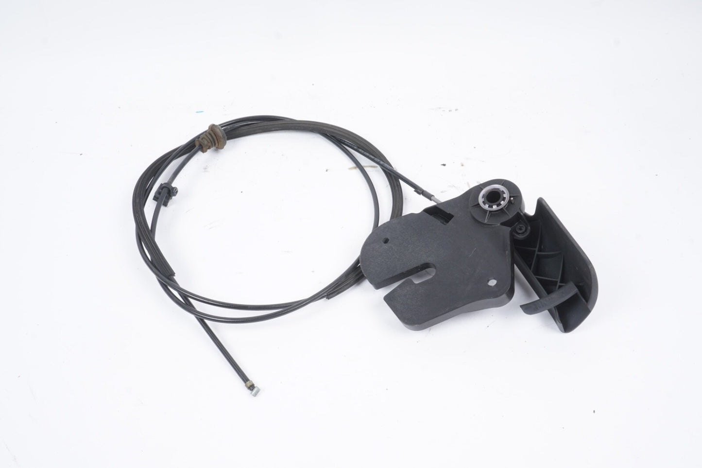 11-18 AUDI A8 A8L S8 - HOOD LATCH RELEASE LEVER HANDLE CABLE BRACKET 4H1823633D