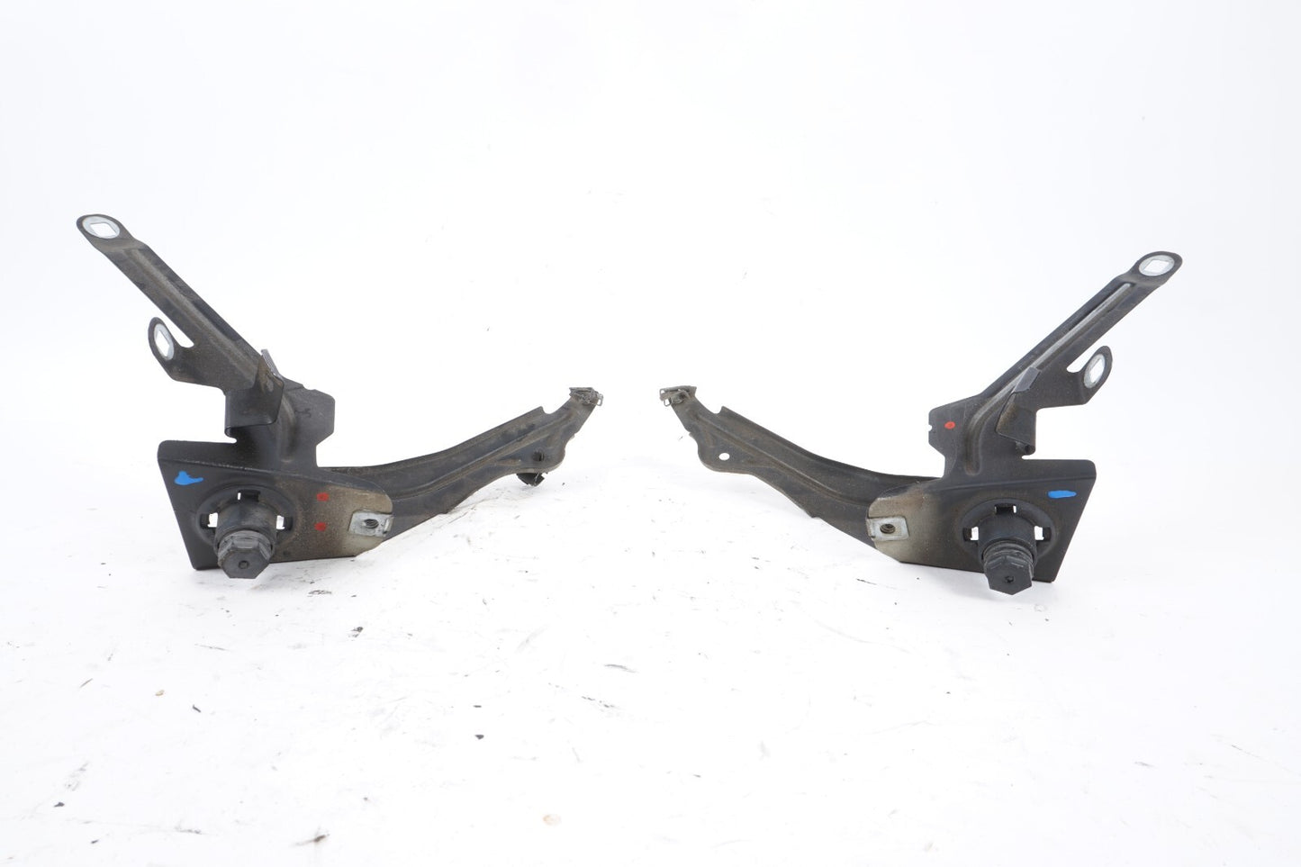 2010-2017 BMW 535I 550I GT F07 FRONT FENDER MOUNT SUPPORT BRACKET LH&RH OEM