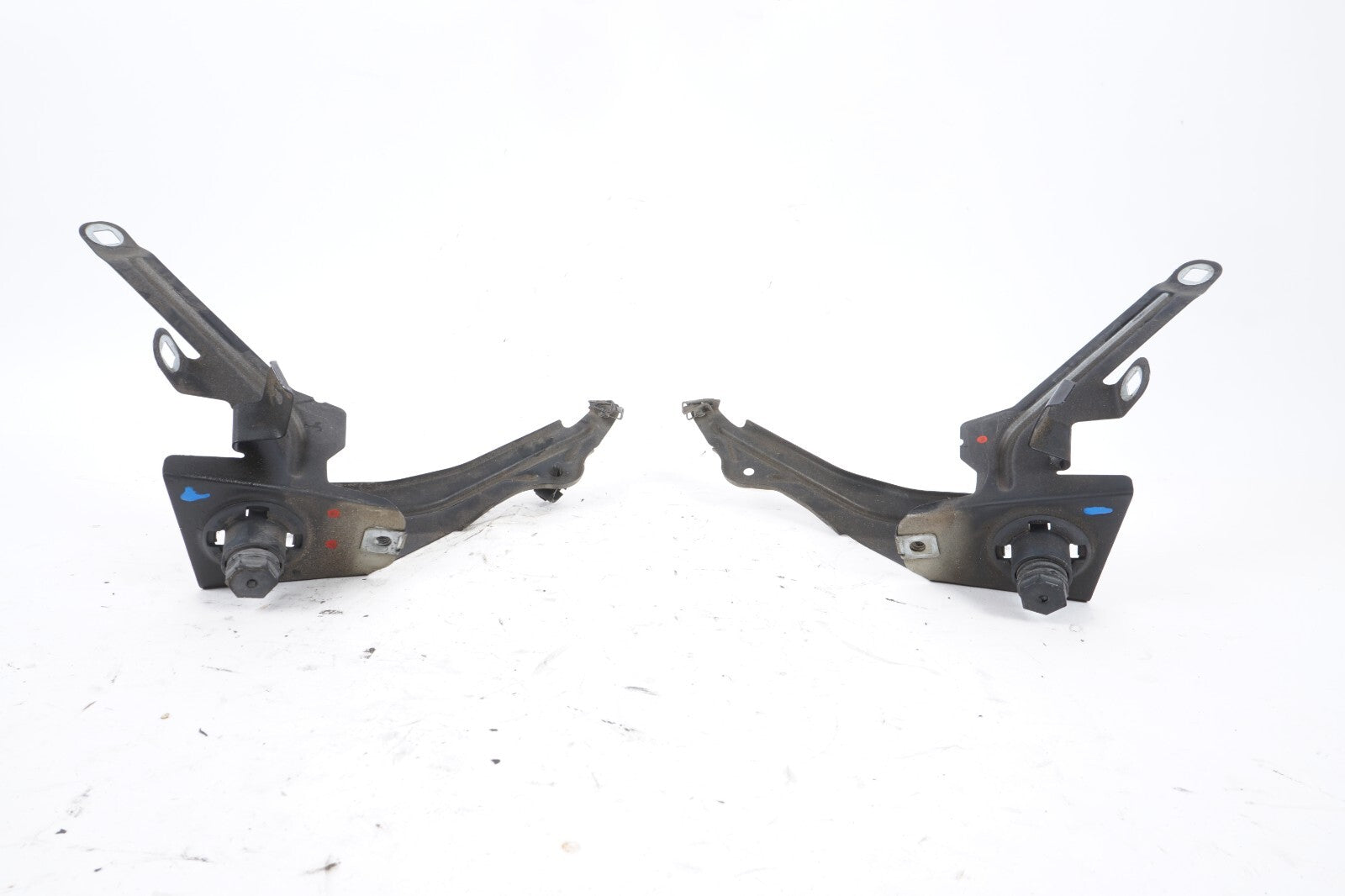 2010-2017 BMW 535I 550I GT F07 FRONT FENDER MOUNT SUPPORT BRACKET LH&RH OEM