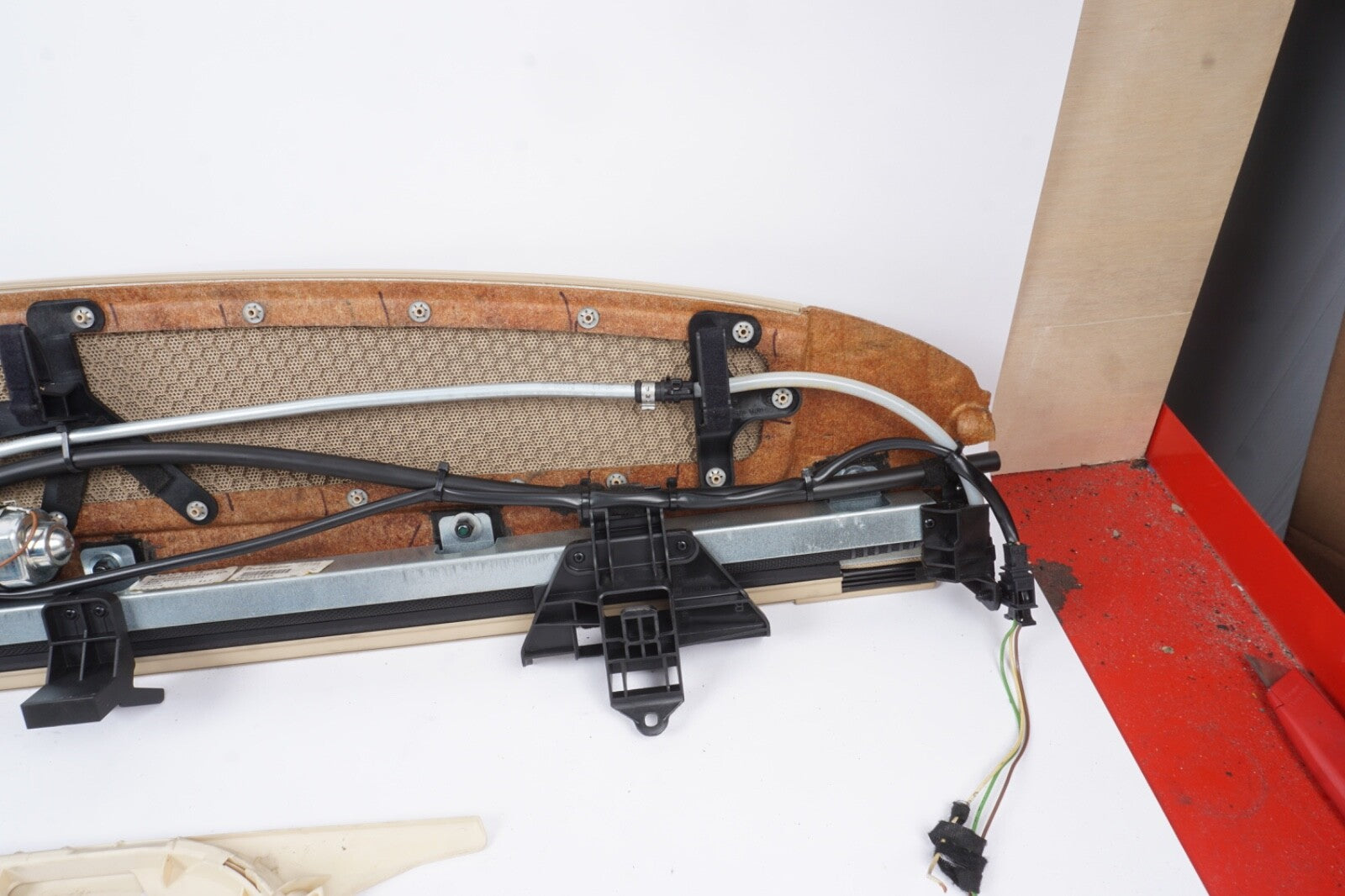 2011-2018 AUDI A8 QUATTRO REAR ELECTRIC SUNSHADE / DECK TRIM PANEL ASSEMBLY OEM