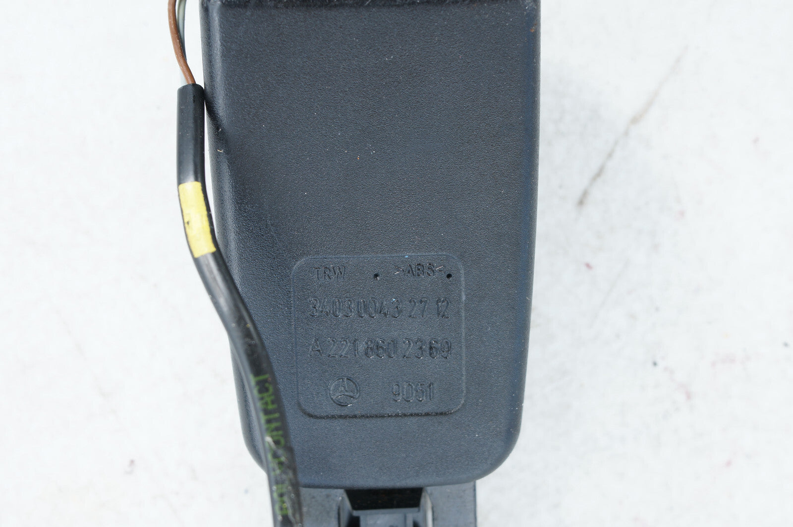 2007 - 2013 MERCEDES S550 W221 REAR LEFT DRIVER SIDE SEAT BELT BUCKLE LATCH OEM