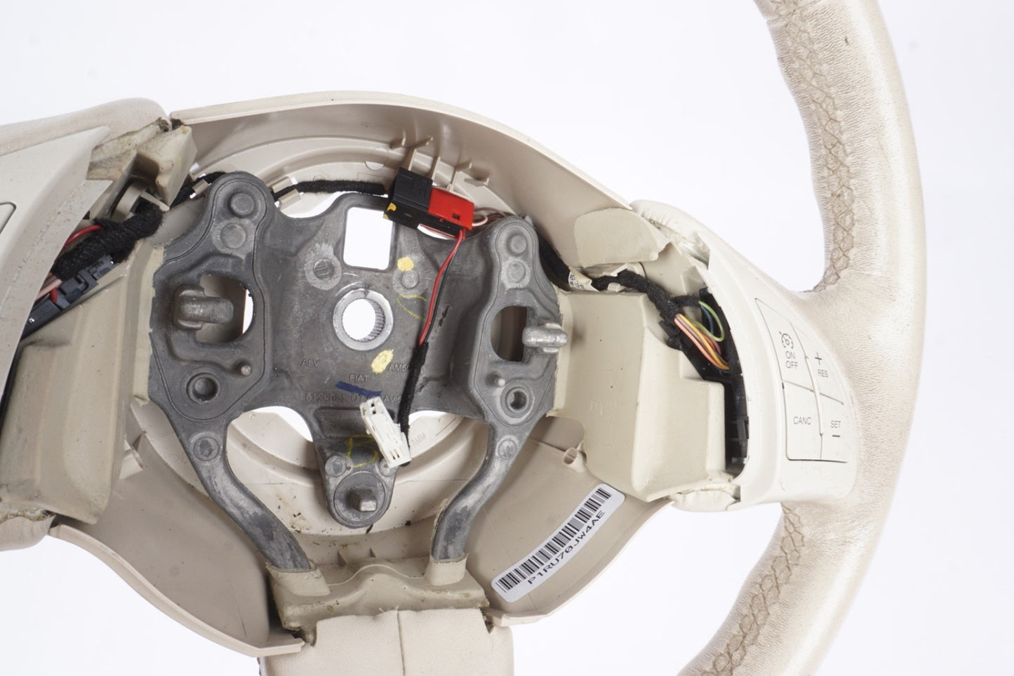 2012 - 2015 FIAT 500 STEERING WHEEL FXN34R820YS