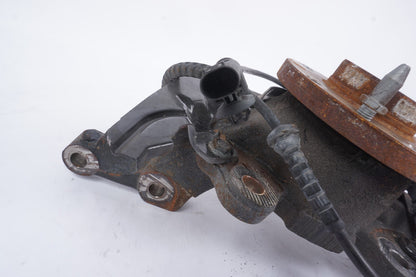 2014 - 2019 Fiat 500L Front Left Driver Side Spindle Knuckle Wheel Hub OEM