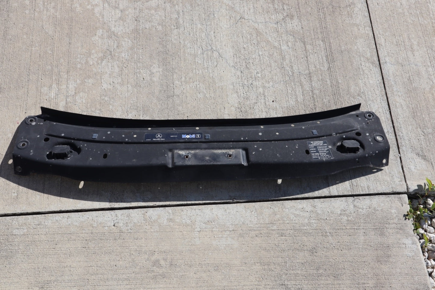2006 - 2011 Mercedes gl450 ml350 Front Upper Radiator Core Support Bracket Panel