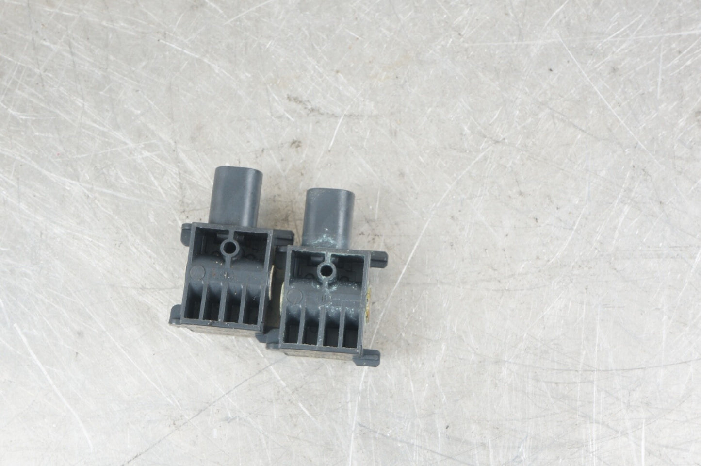 06-12 Mercedes CL600 CL550 S550 W221 OEM Sensor 0038202826 Set Of 2
