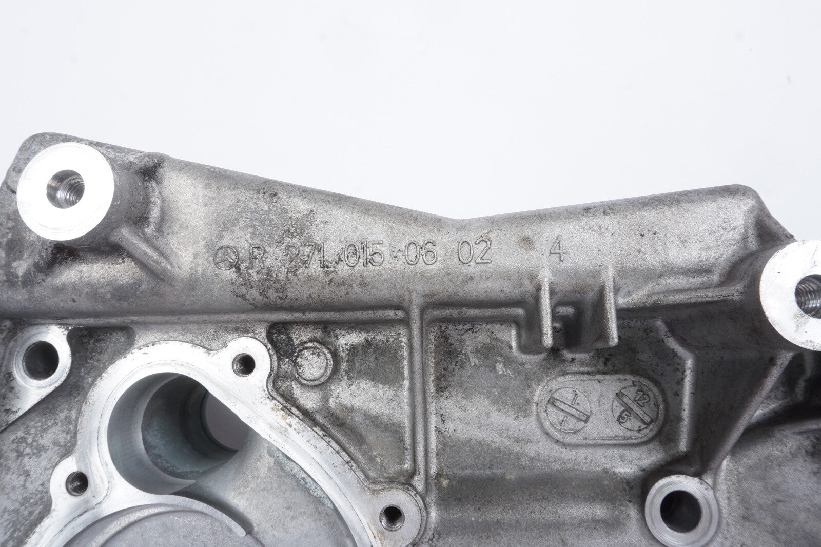 12-14 Mercedes W204 C250 Engine Motor Timing Cover 2710150602  OEM