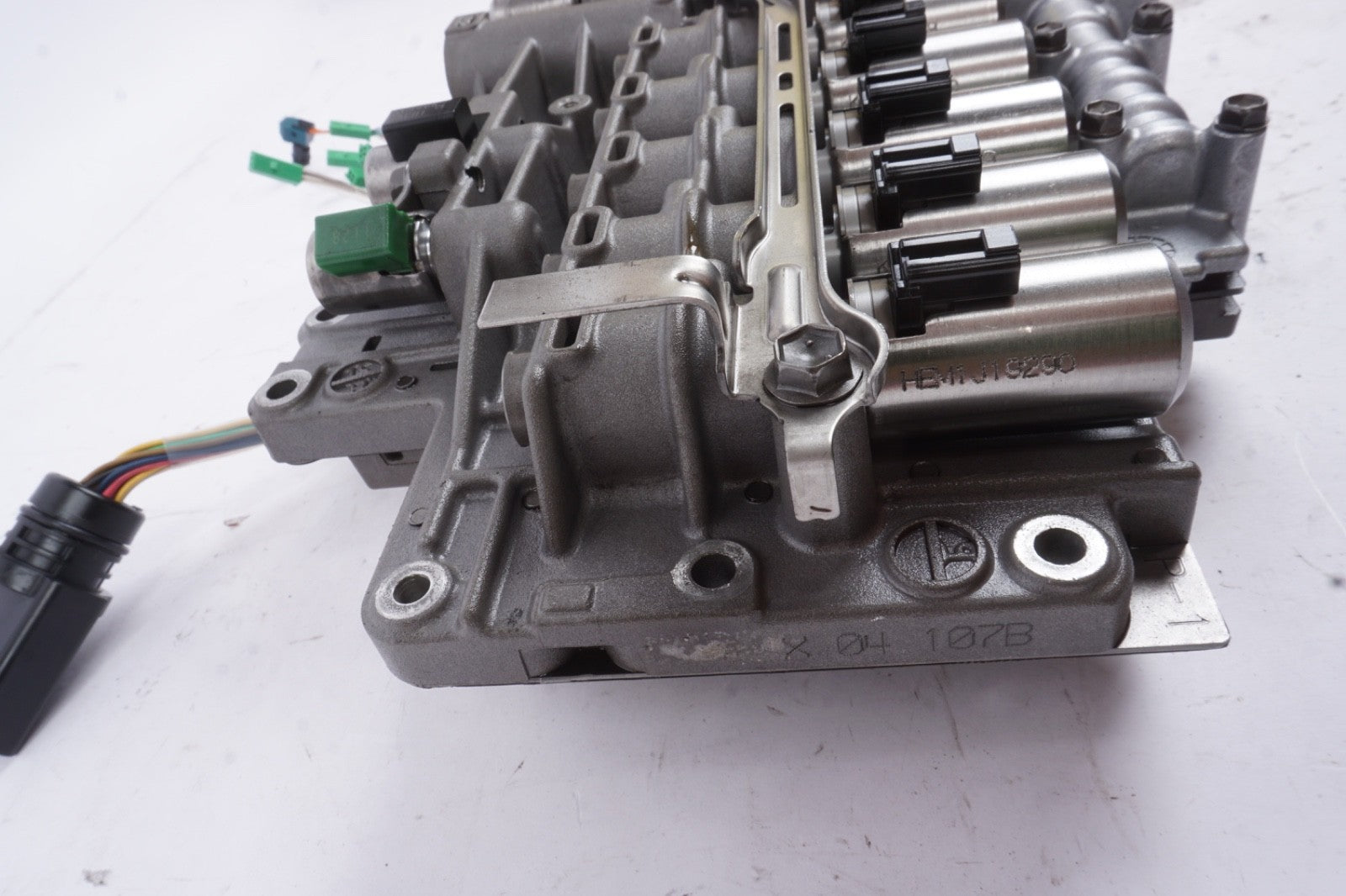 11-14 Porsche Cayenne 958 4.8L Transmission Valve Body OEM