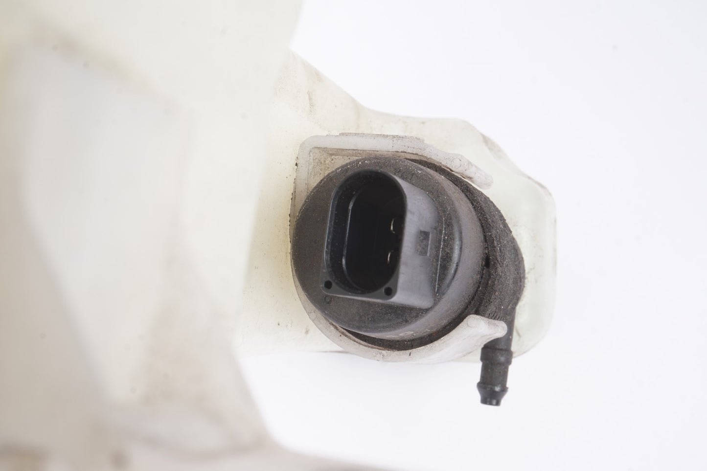 2011 - 2018 Audi A8 Quattor Windshield Washer Bottle Tank Reservoir OEM