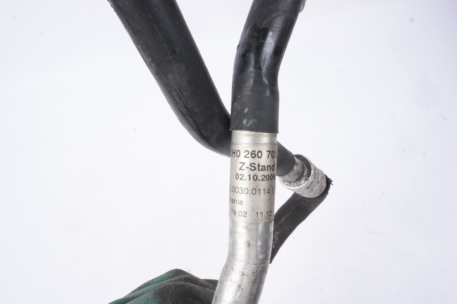 2011 2012 AUDI A8 4.2l Lower HIGH Pressure AC Hose Line Pipe 4H0260701M OEM