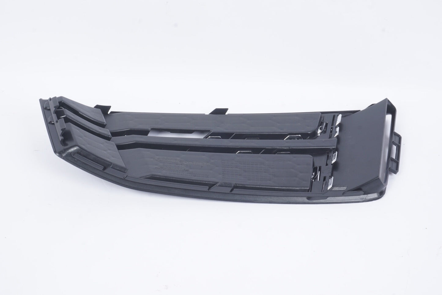 2017 Audi A4 B9 S Line Front Left Driver Side Lower Grille OEM 8W0807681F